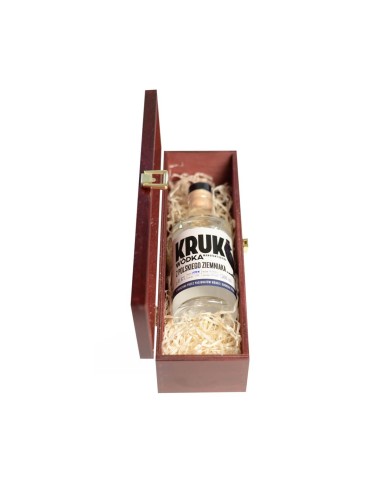 KRUK WÓDKA Z POLSKIEGO ZIEMNIAKA 0,5L 41,6% W SKRZYNCE DREWNIANEJ