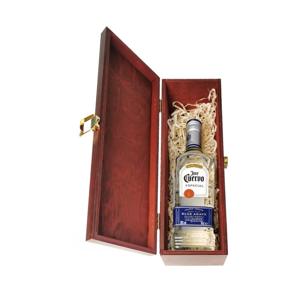 JOSE CUERVO ESPECIAL SILVER TEQUILA 0,7L 35% W SKRZYNCE DREWNIANEJ